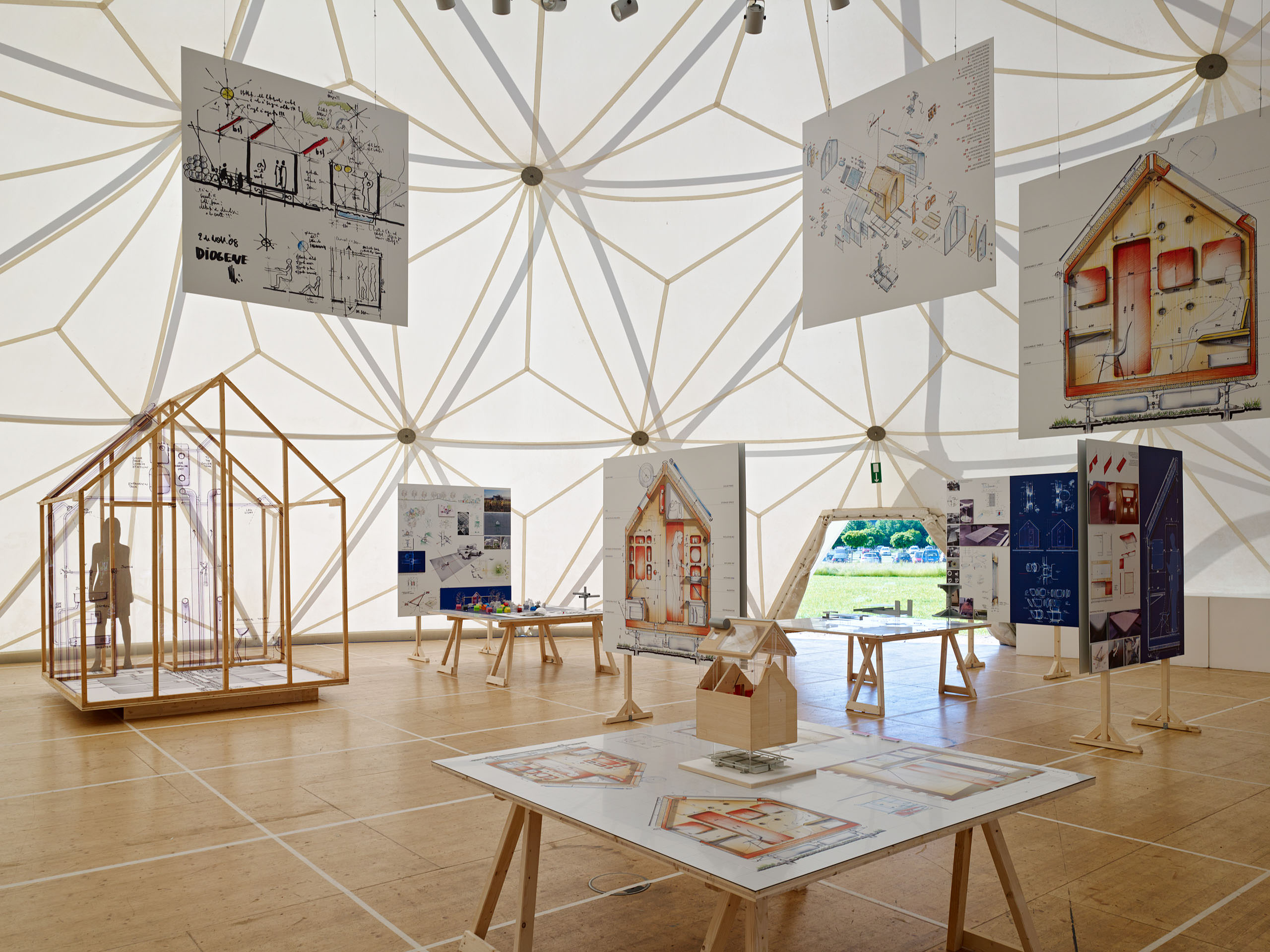 E13450 ALPA 038621 j2560